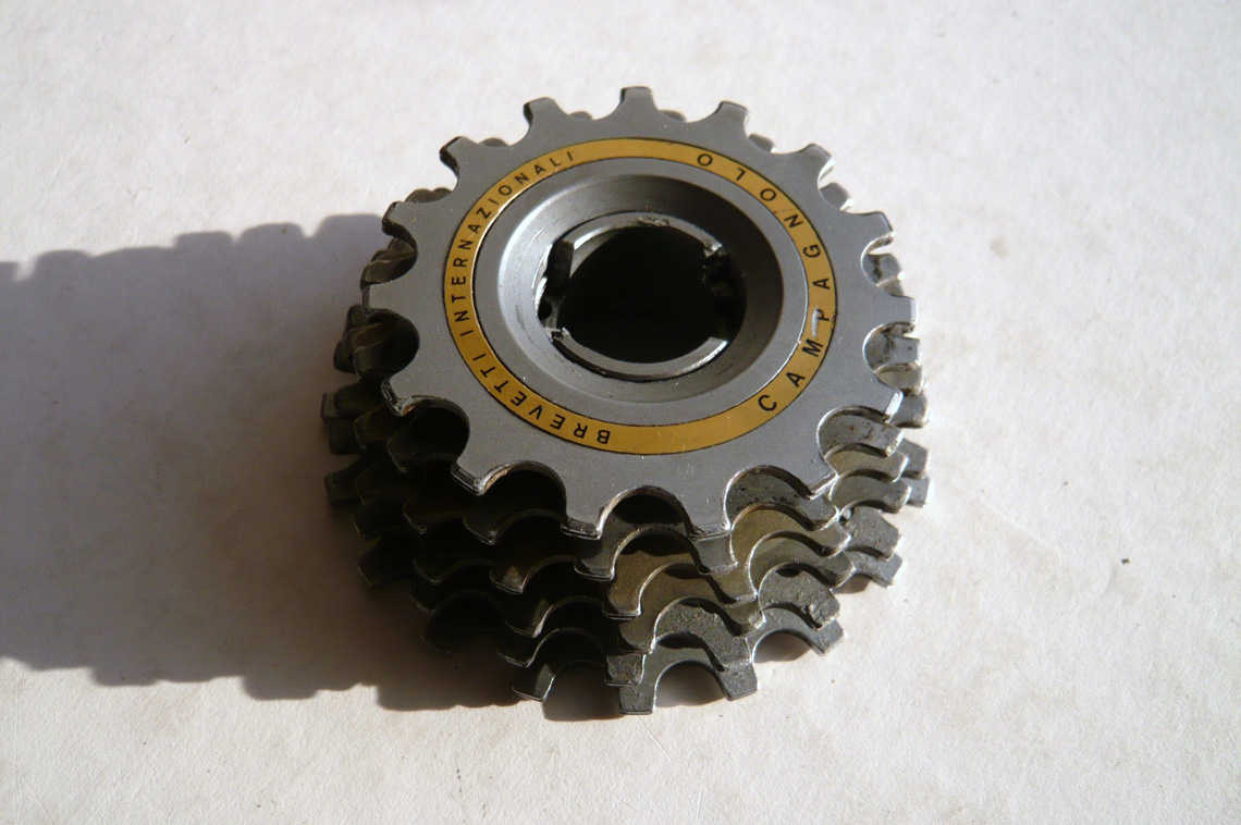Campagnolo freewheel store