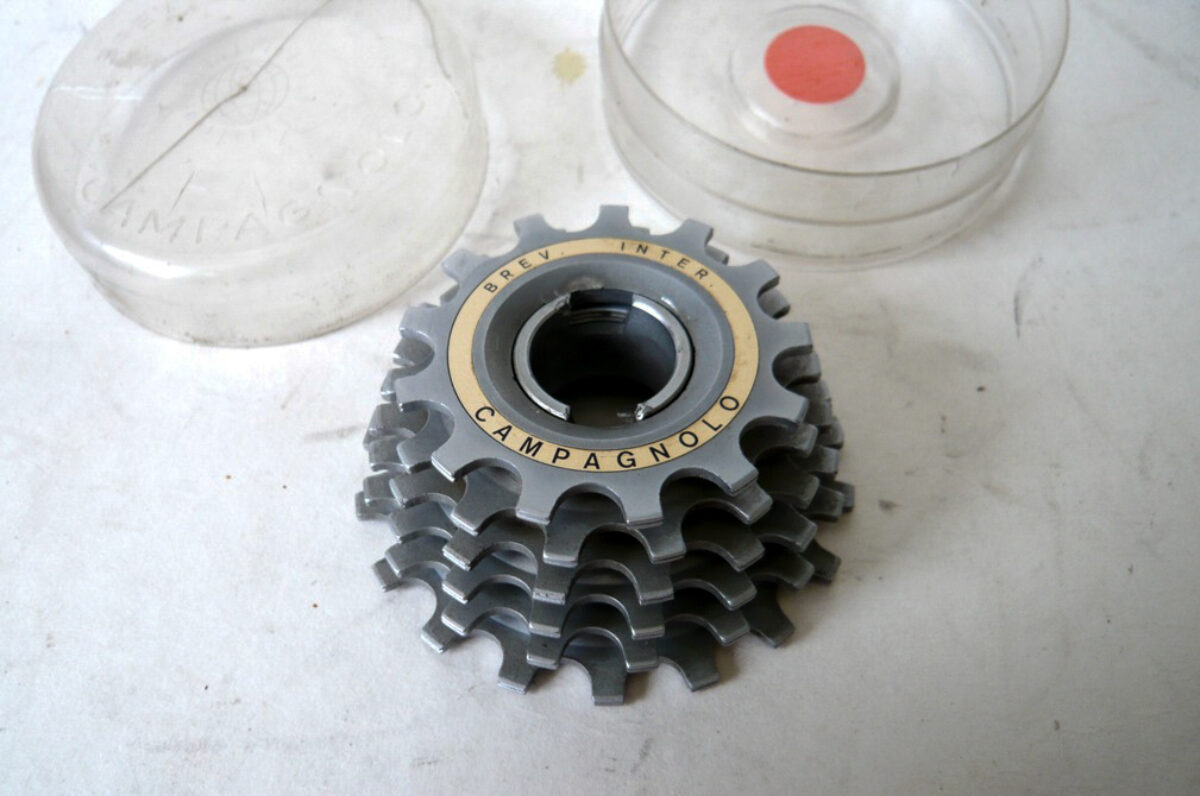 Campagnolo 5 deals speed freewheel
