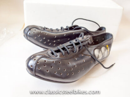 DUEGI Vintage Cycling Shoes