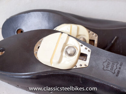 DUEGI Vintage Cycling Shoes