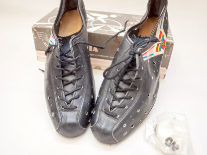 Vittoria Cycling Shoes Size 42